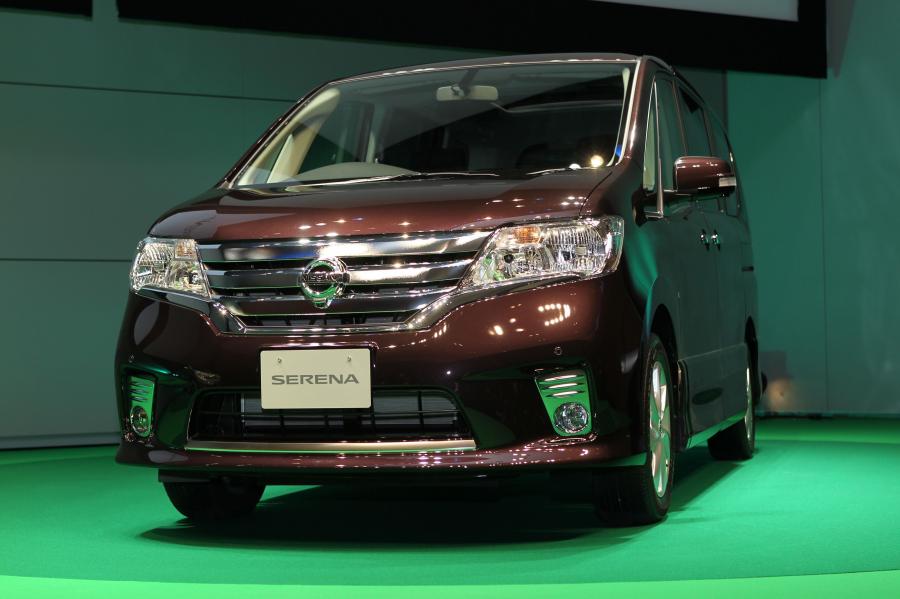  Nissan Serena 2011 года  (фото 9 из 37)